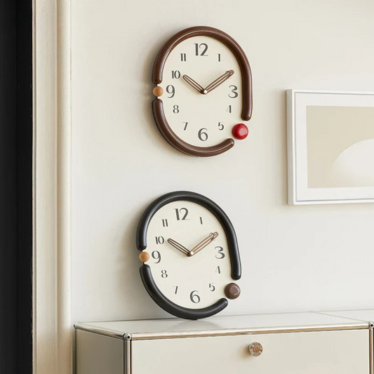 Horia - Elegantti ylellinen seinäkello ylellisyyden kosketuksella sisustukseesi