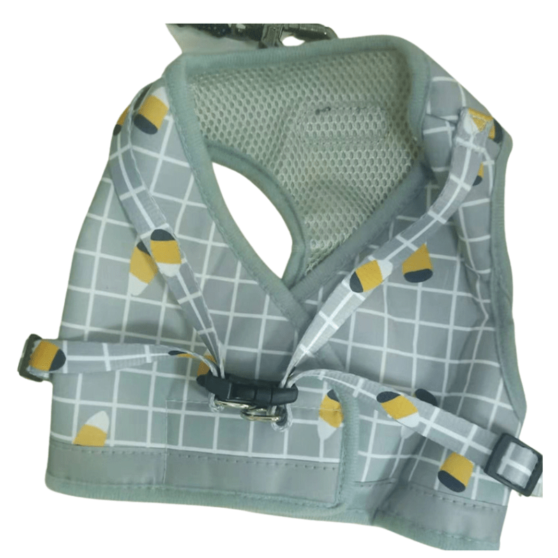 Suojallinen heijastava toppi ja vyösarja turvalliseen ja tyylikkääseen kävelyyn