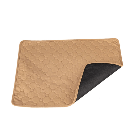 Uudelleenkäytettävä virtsan harjoitusalusta koirille helppoon ja hygieeniseen harjoitteluun