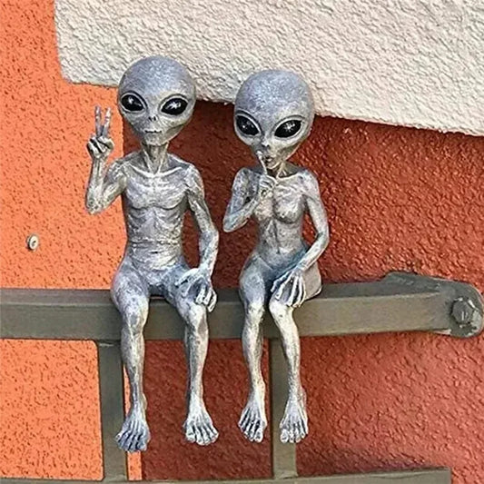 Aethra - Salaperäinen avaruusolentoresiinikuva UFO:lla ainutlaatuiseen puutarhakoristeeseen