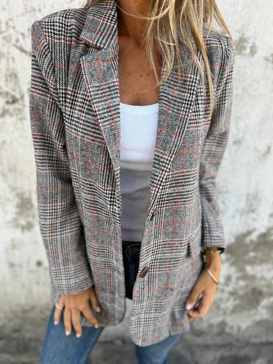 Flaire | Elegant and trendy women's winter plaid blazer