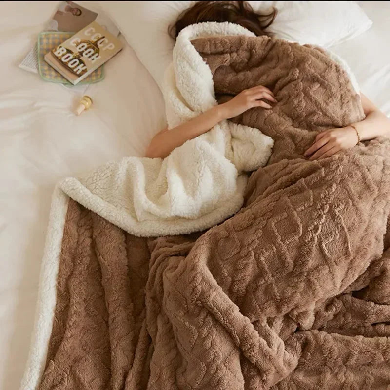 Ylellinen kaksikerroksinen villainen ja fleece-talvinen viltti äärimmäiseen mukavuuteen ja tyylikkääseen lämpöön