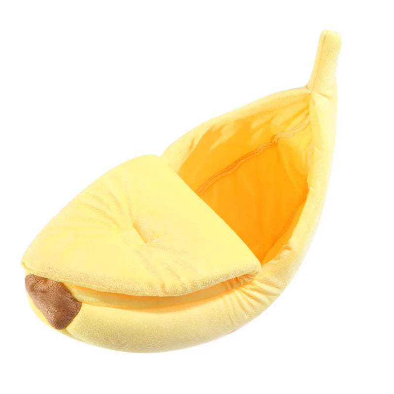 Pehmeä ja mukava kissanpeti leikkisällä vivahteella