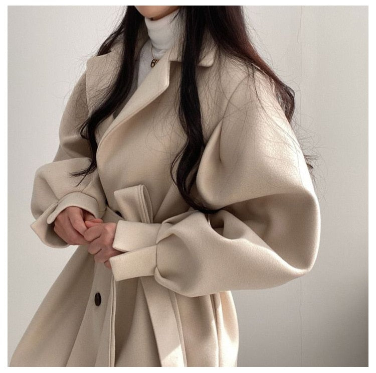 Elegant wool trench coat in beige for stylish comfort